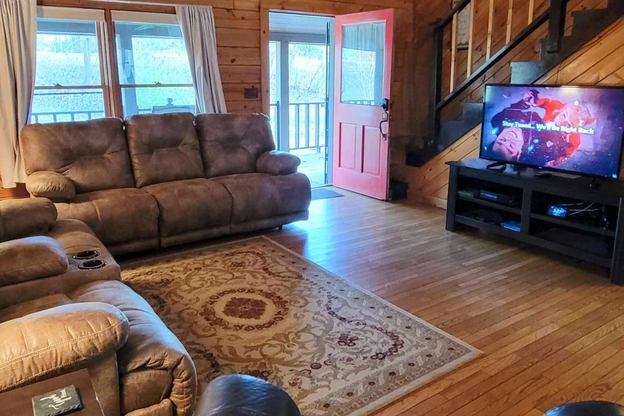 Rustic Cabin With Screened Deck 8 Mi To Dollywood Sevierville Exterior photo