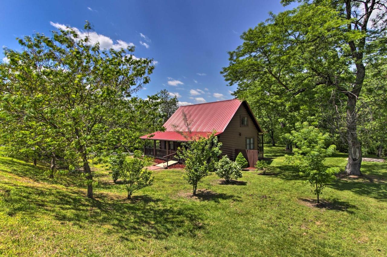Rustic Cabin With Screened Deck 8 Mi To Dollywood Sevierville Exterior photo